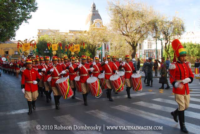 desfile guarda boliviana