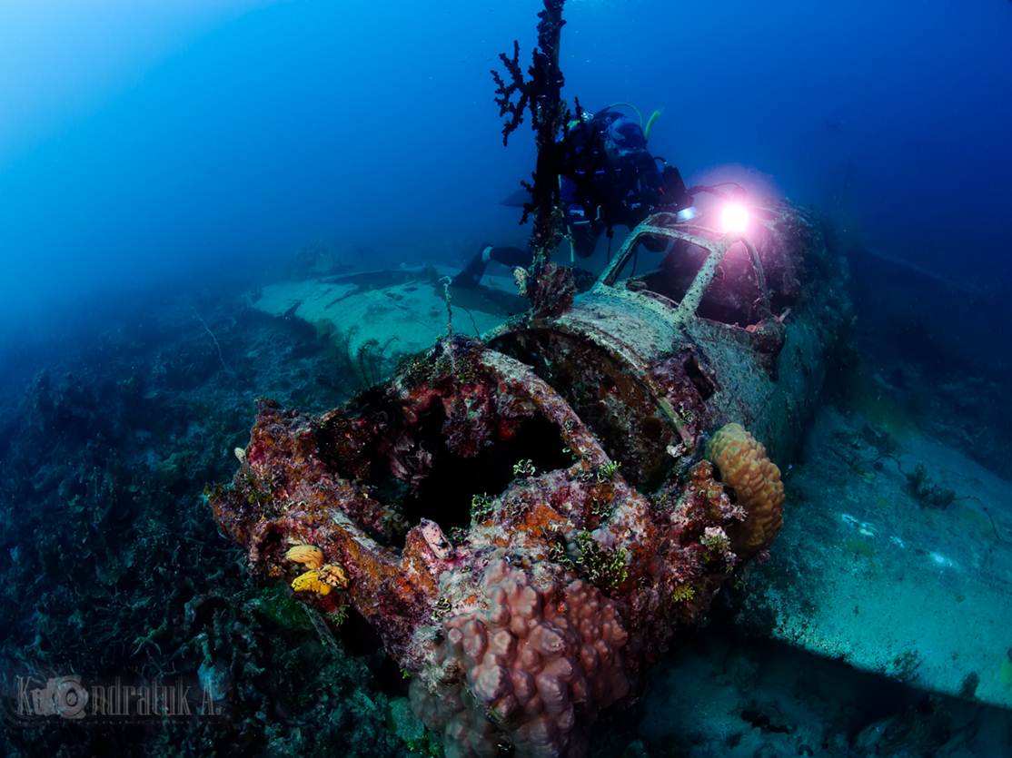 The amazing wrecks of Truk Lagoon, by Aleksei Kondratuk