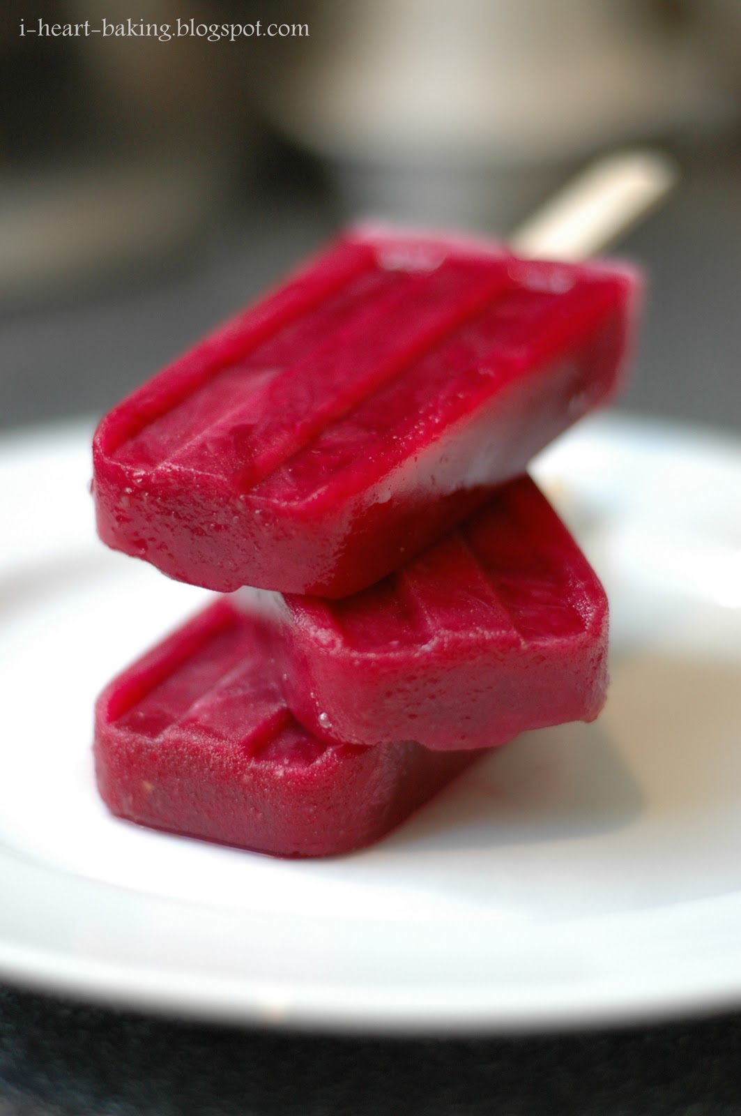 i heart baking! fresh grape popsicles