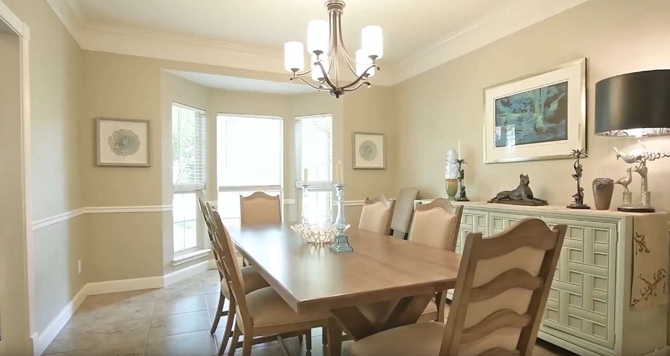 Home Interior Design Tour vs. 13 Ancient Bend, San Antonio, TX