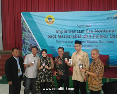 http://www.nurulfitri.com/2017/11/implementasi-gerakan-nasional-nontunai.html
