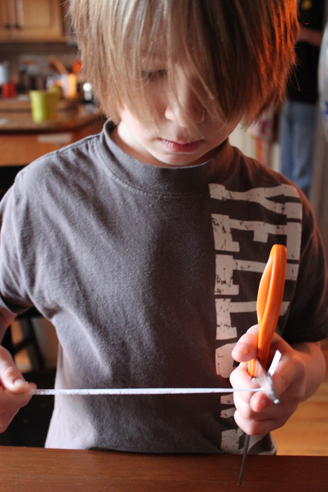 fivetenfifteen artpaperscissors paper curls