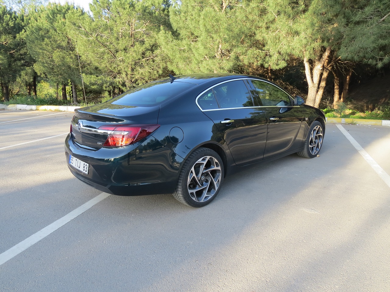 Инсигния 1.6 отзывы. Opel Insignia 1.6 CDTI. 2014 Опель Инсигния Cosmo MEGARETR. Motor Opel 1.6 CDTI Opel Insignia 2019. Опель Инсигния турбо Косма.