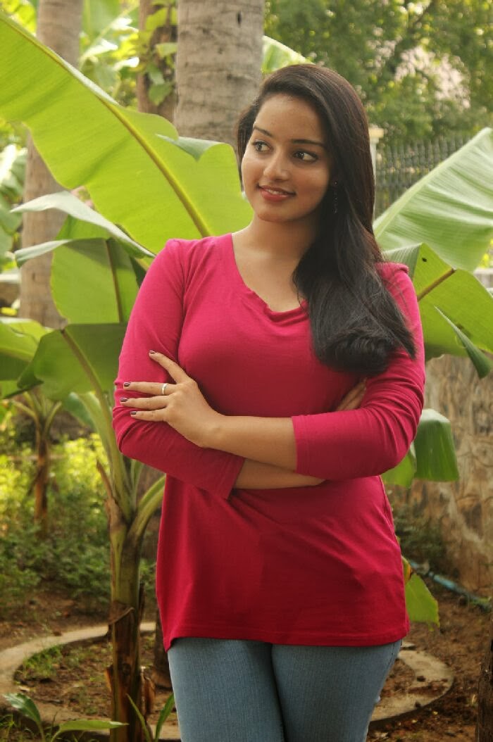 Malavika Menon Photos In Jeans At Vizha Movie Press Meet Hq Pics N Galleries