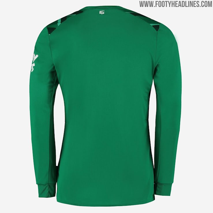 everton green kit
