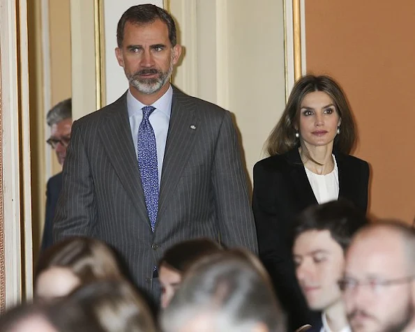 Queen Letizia wore HUGO BOSS Jesila Blazer, HUGO BOSS Vapina Skirt, MAGRIT Pumps