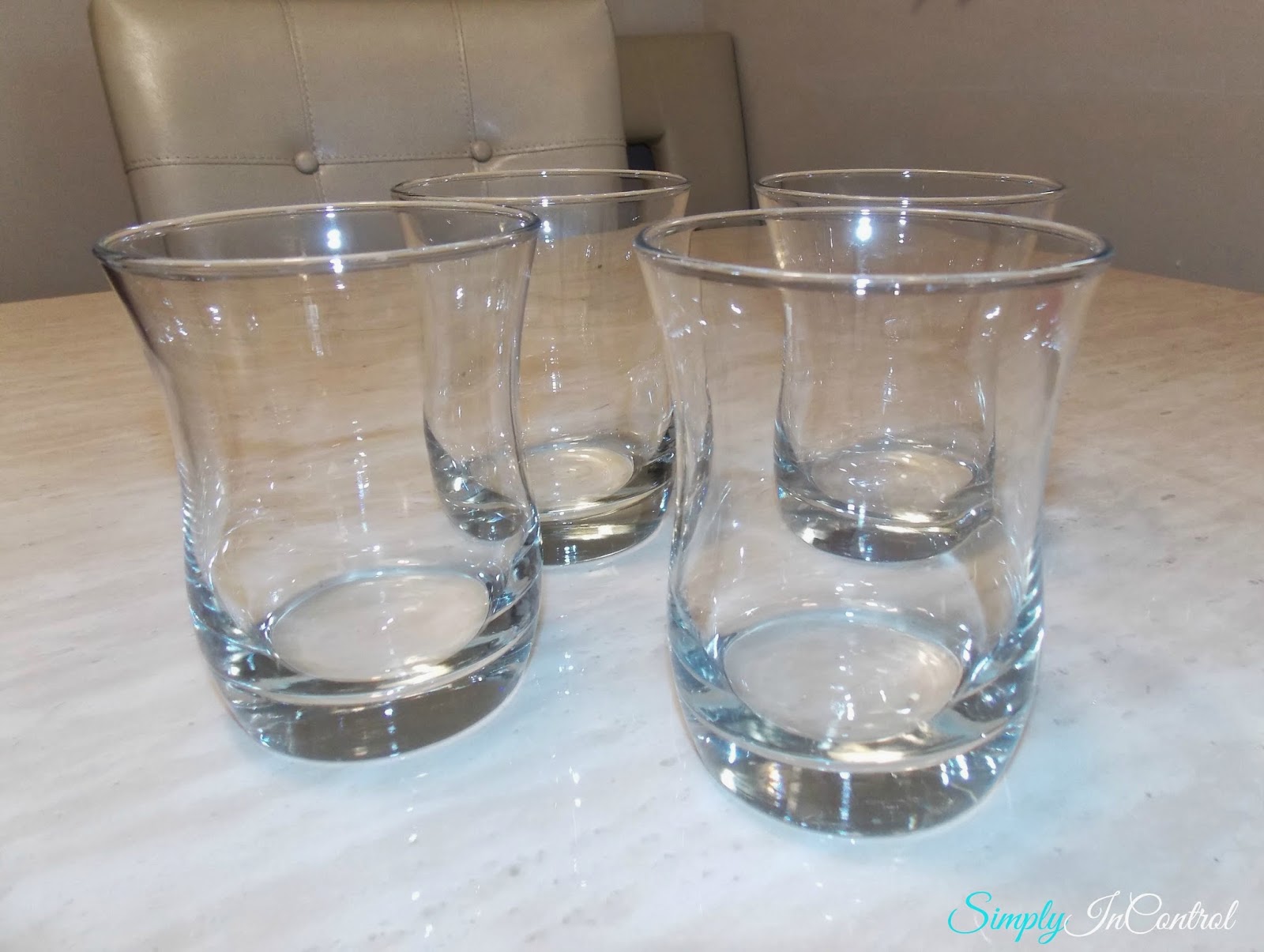 Simply in Control How to Pack Mugs, Glasses and Bowls