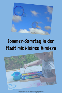 Sommer-Samstag in der Stadt mit kleinen Kindern Sommer Beschäftigungen und Ausflüge für kleine Kinder