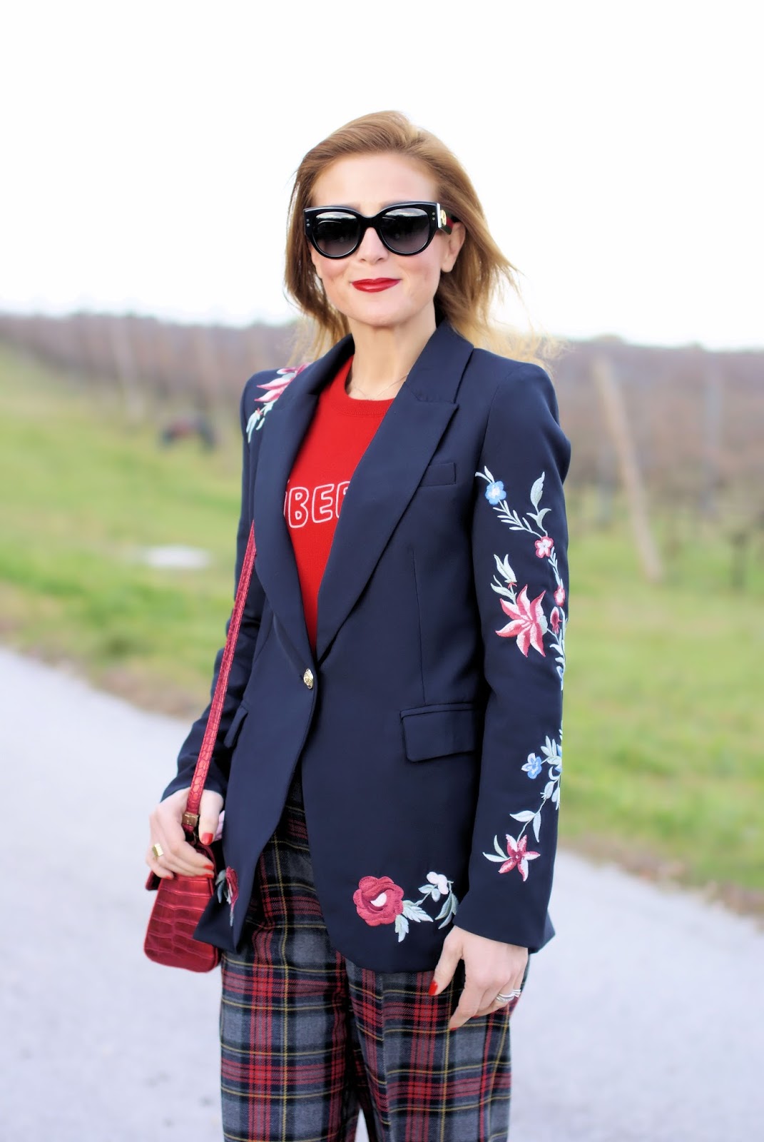 Zaful embroidered blazer and plaid pants on Fashion and Cookies fashion blog, fashion blogger style
