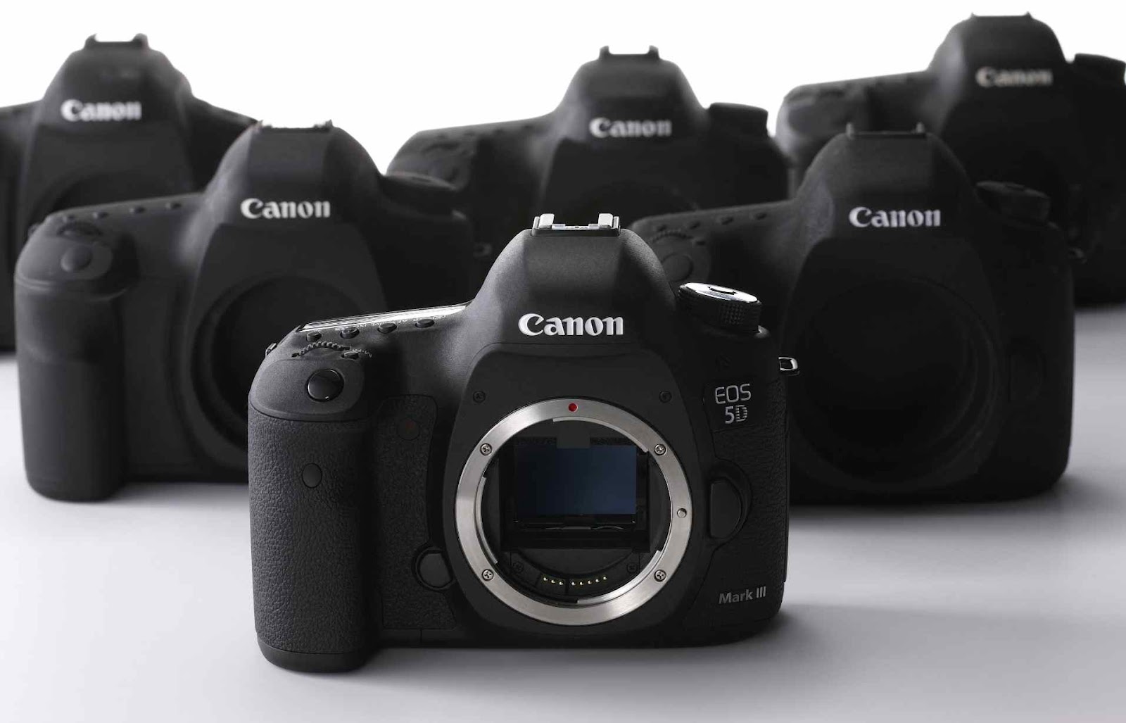 UrbanFox.TV Blog: Canon EOS 5D Mark III launched