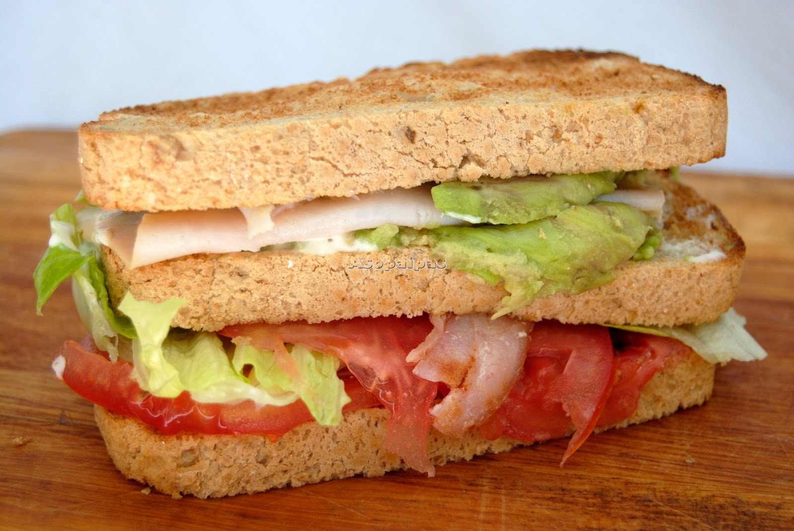 California Club Sándwich. Receta Asopaipas. Recetas de Cocina Casera