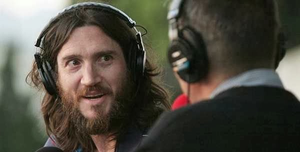 John Frusciante Αποκτήστε δωρεάν το νέο του κομμάτι Scratch 
