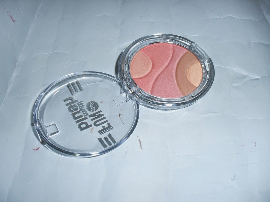 imagen colorete Bell