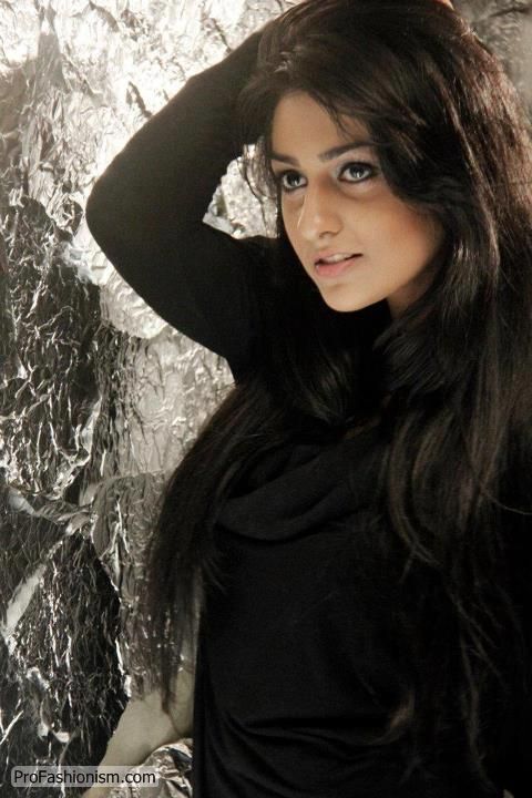 Sarah Khan Pictures (Model, Singer, Actress, VJ) 14 - 20 