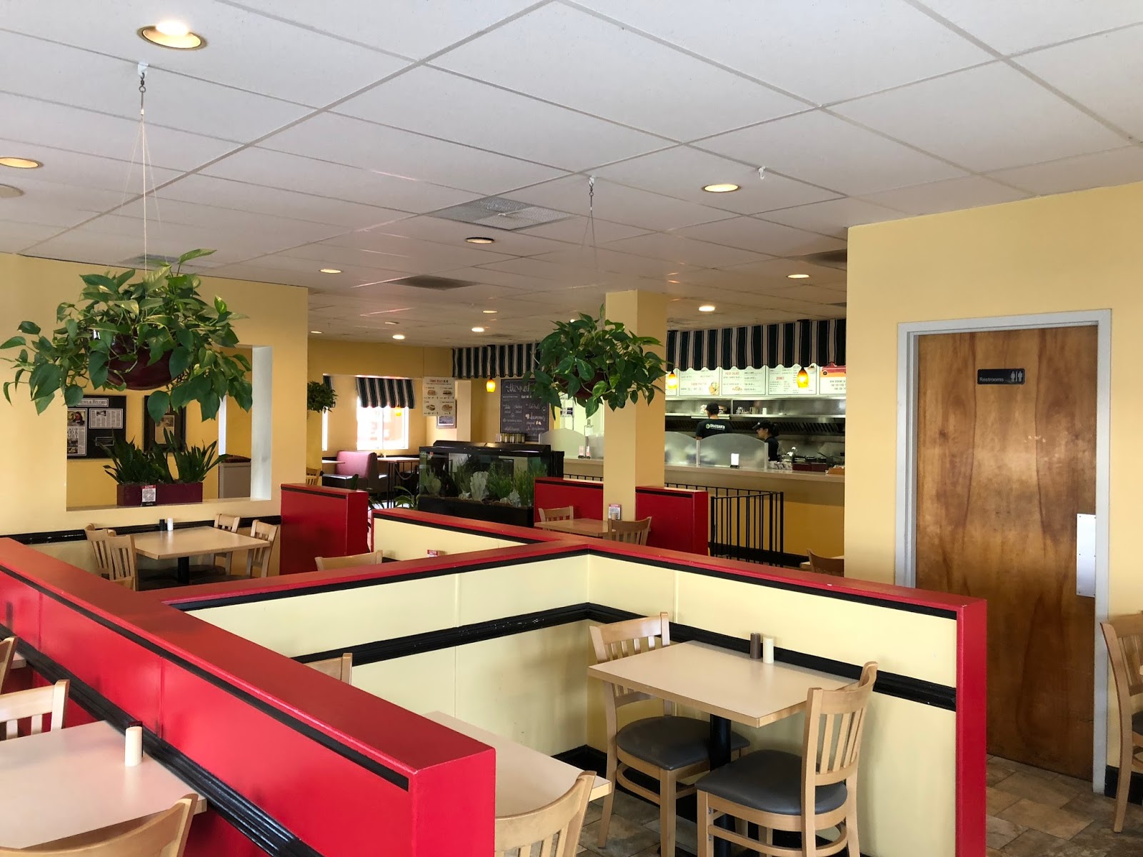 PIG OUT SPOTS Ghassan’s Restaurant (Greensboro, NC)