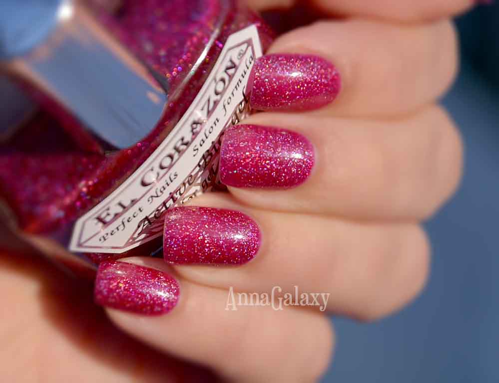Яркий лак для ногтей. Сто слоев лака на ногтях. Самого большого лака. Лак nail polish. Большой лак.