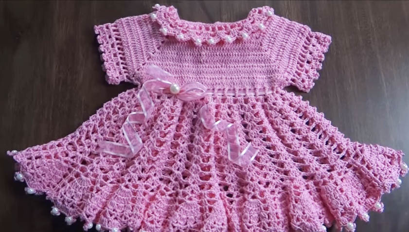 Vestidinho de Crochê Rosa para Princesa