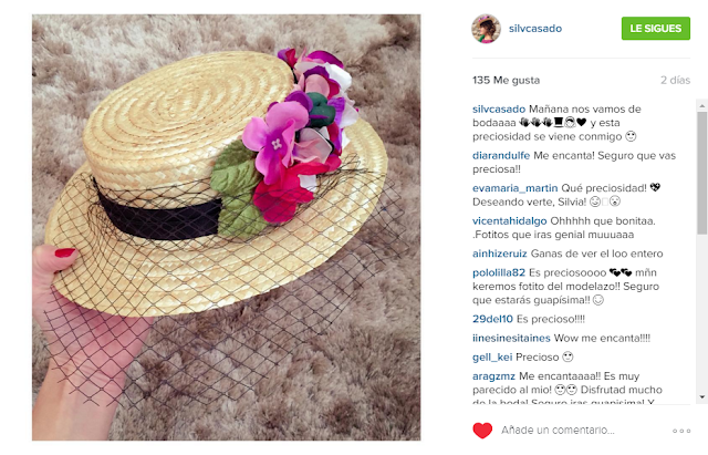 Foto de instagram de Silvia mostrando su canotier de flores para boda