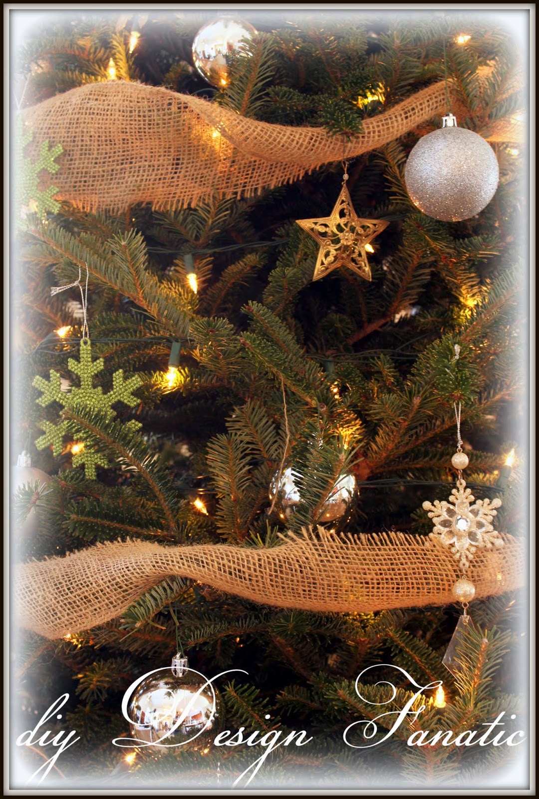 diy Design Fanatic Christmas Tree 2012