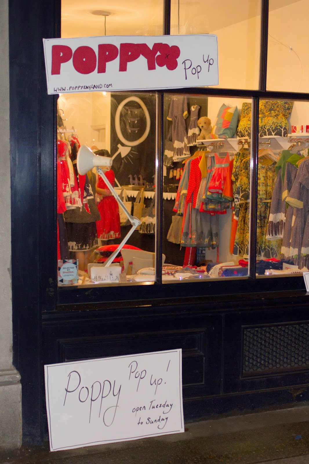 Bubble and Speak Poppy's PopUp