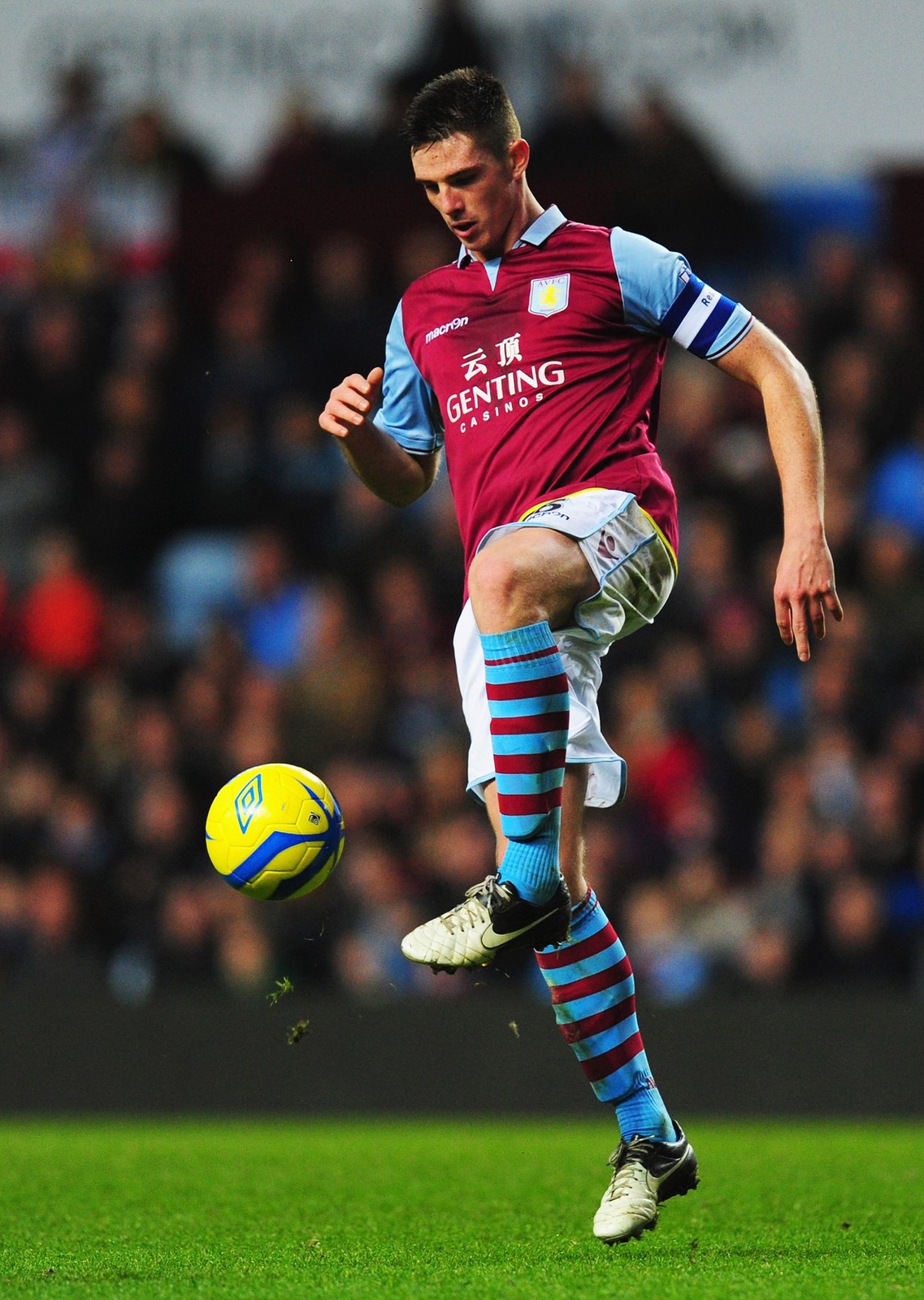 S P O R T I F Y: Aston Villa 2 - 1 Ipswich 