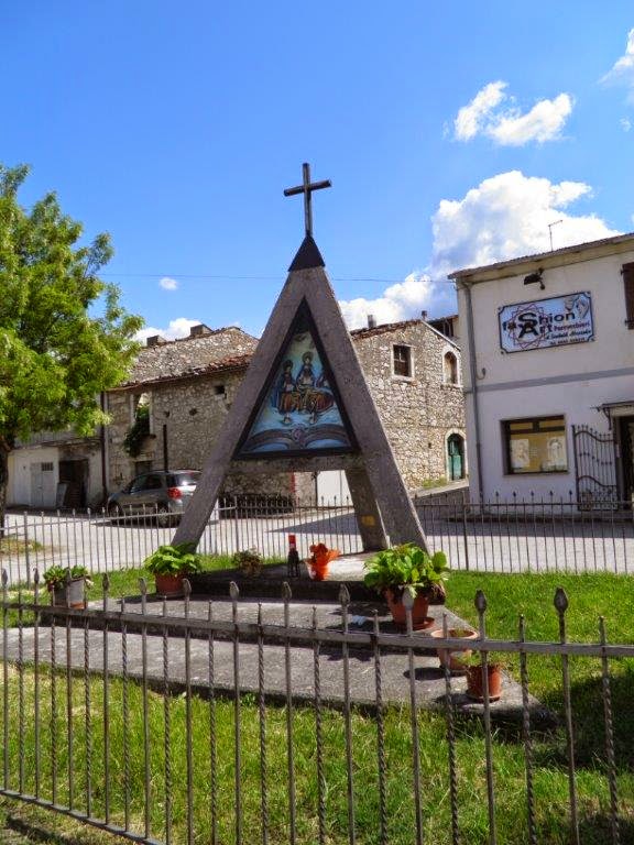 Tabernacoli italiani Ortucchio. Santissima Trinità