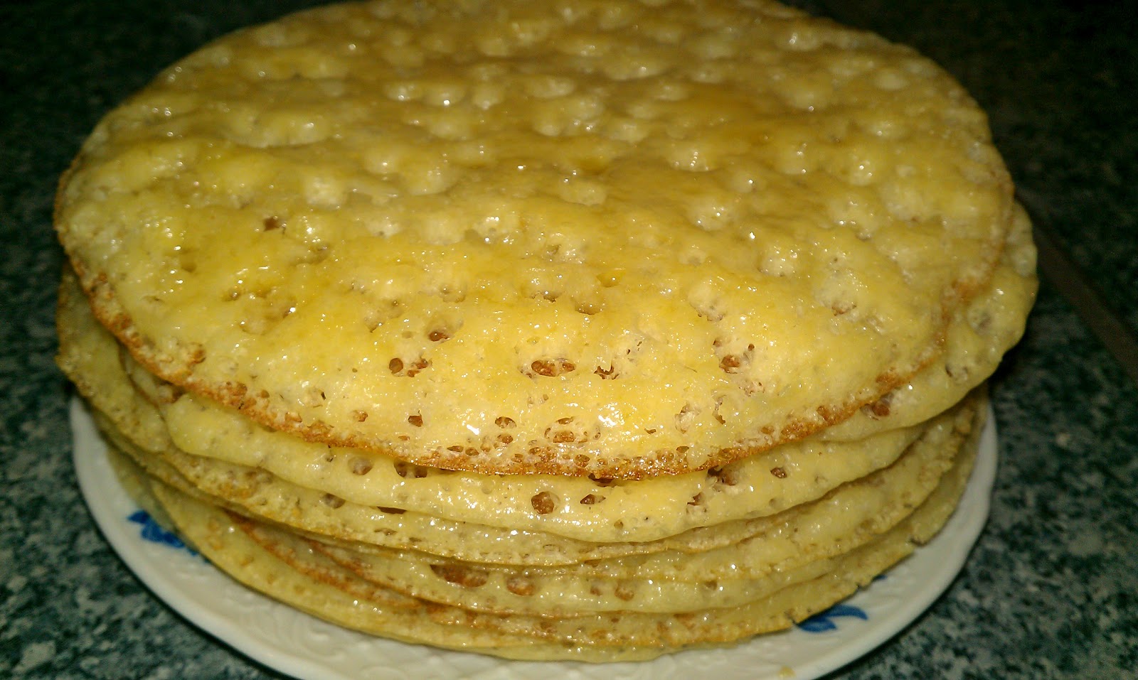 Cookingshbista: Baghrir - Marokkanische &amp;quot;Löcher Crepes&amp;quot;