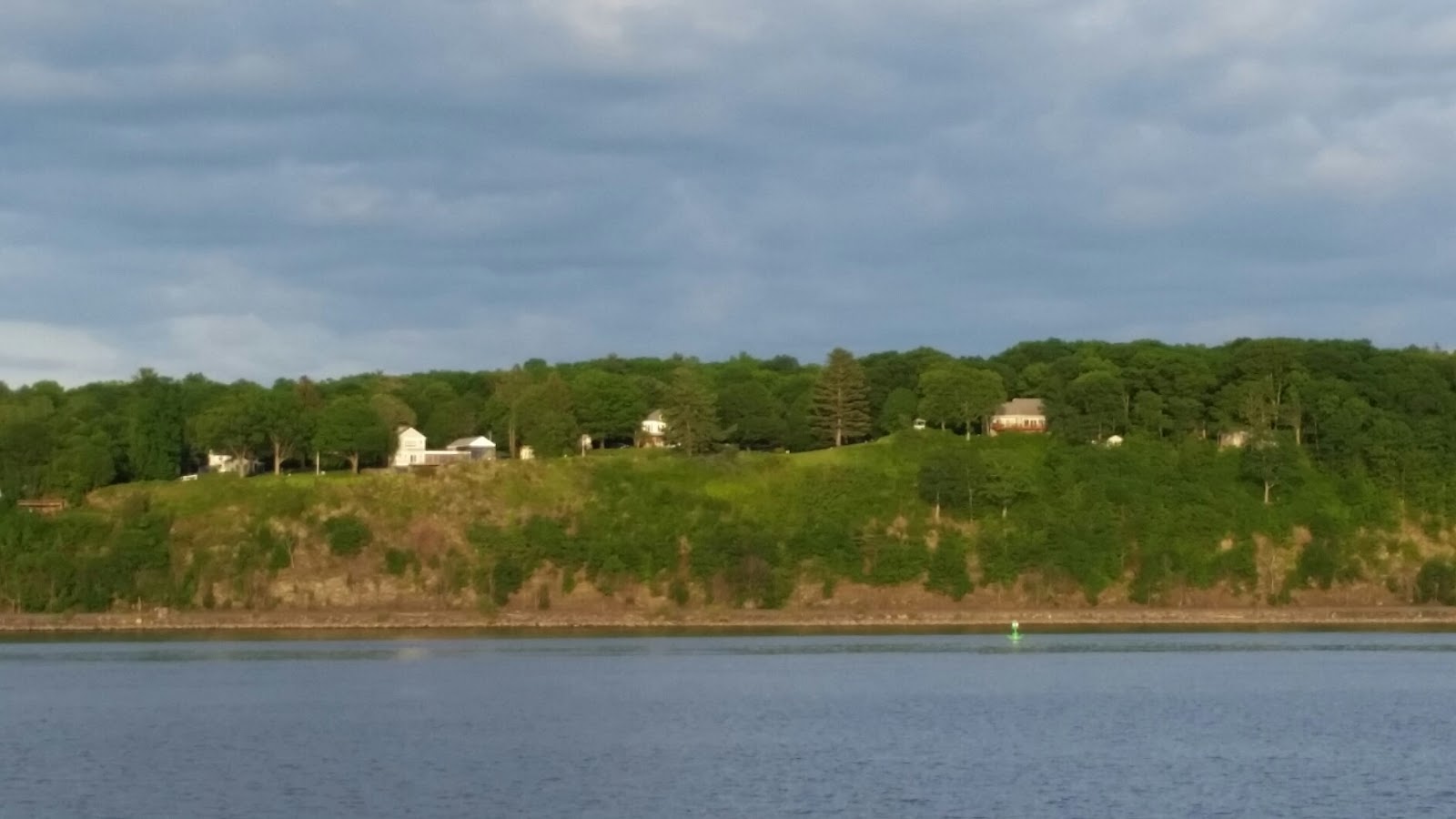 05/25/17 Thursday Port Ewen, NY to Houghtailing island (New Baltimore, NY)