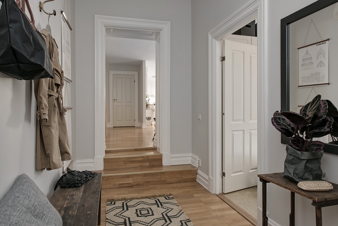 Tray decoration with candles to cocoon your home this fall-winter