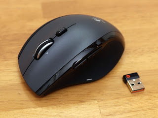 本体とレシーバー Logicool ロジクール ワイヤレスマラソンマウス M705t 本体とレシーバー