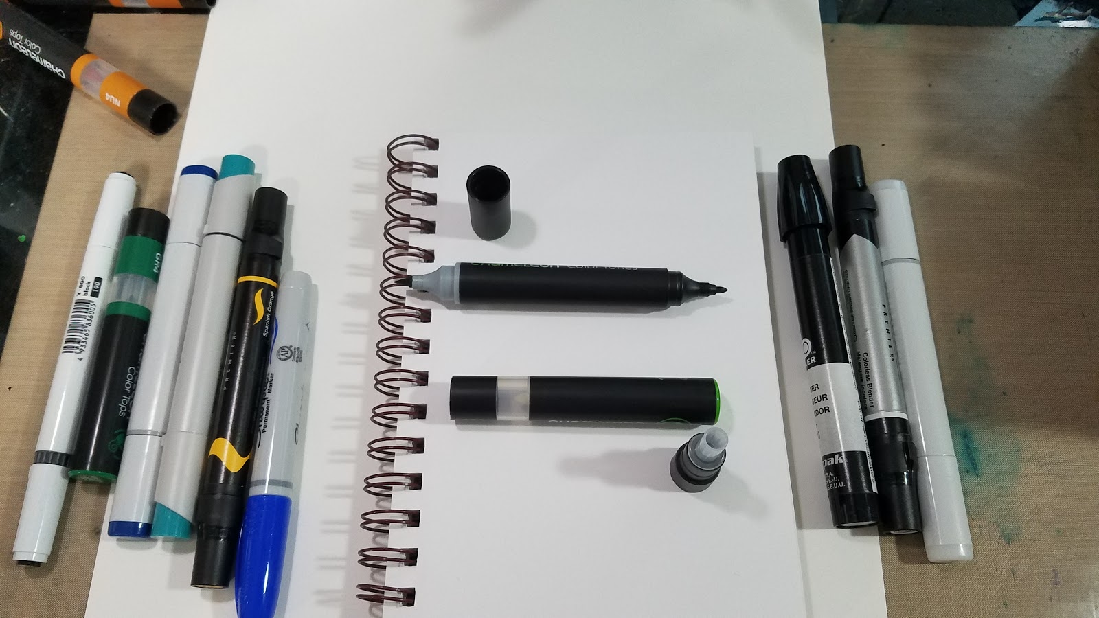 Chameleon Colour and Blending System Marker Pen and Color Tops 