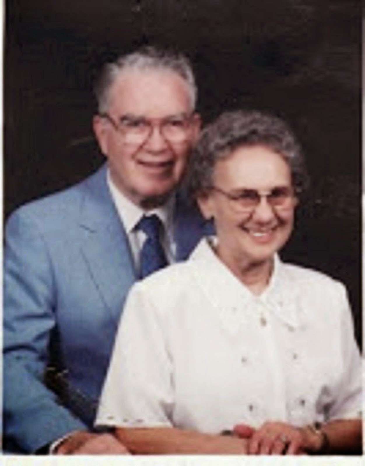 MY DAD ZELMAR AND MOM IRENE ON THEIR 50TH WEDDING ANNIVERSARY