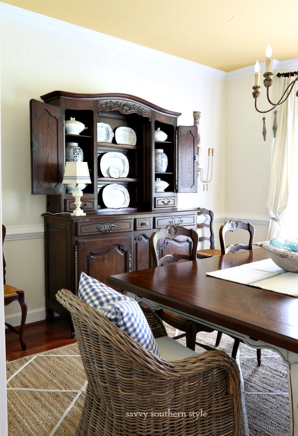 Savvy Southern Style Simple Summer Dining Room