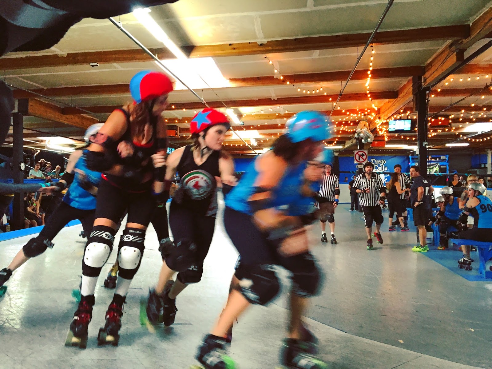 Sensory Overload Roller Derby Banked Track Bout(San Diego Sparks vs