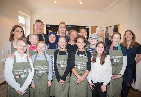 Princess Marie's her two children Prince Henrik and Princess Athena also joined in the cooking lesson. Selina Juul - Stop Spild Af Madison. Chef Timm Vladimir