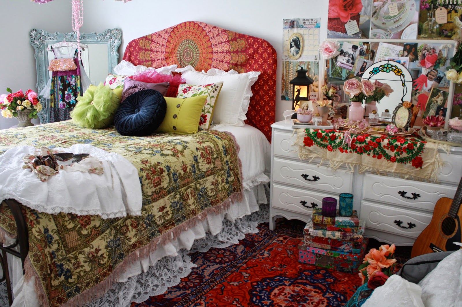 .: The gypsy room