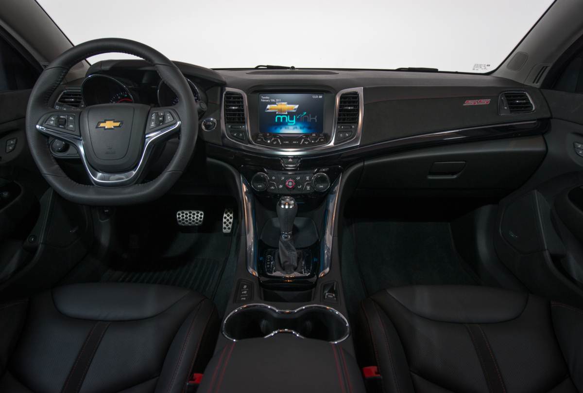 Chevrolet SS 2014: sedã esportivo V8 é lançado nos EUA