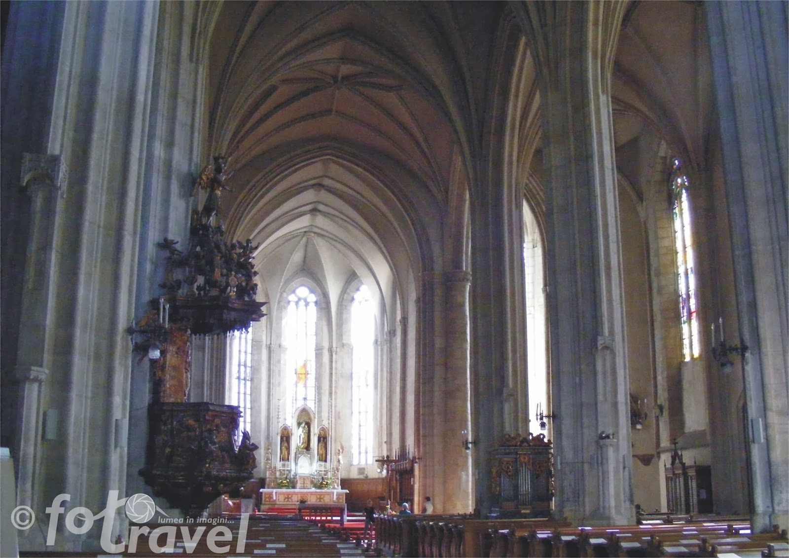 Foto travel Piața Unirii din ClujNapoca (1) Simbolurile Clujului