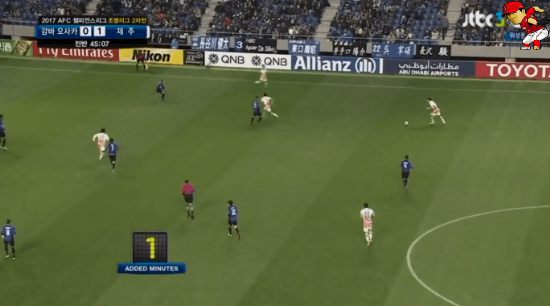 어디서 본 듯한 세레머니