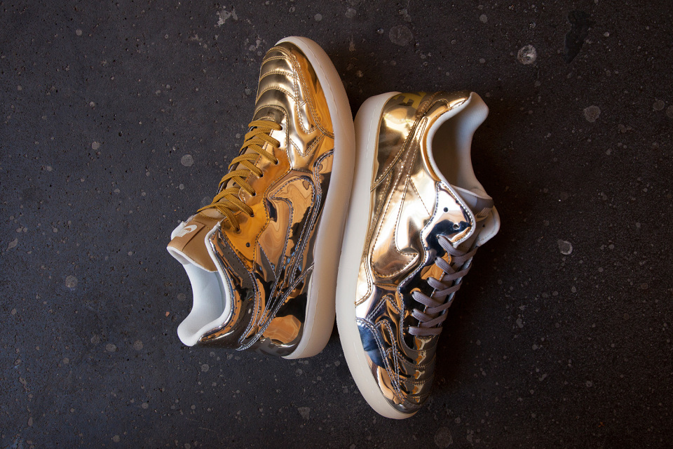 nike liquid metal