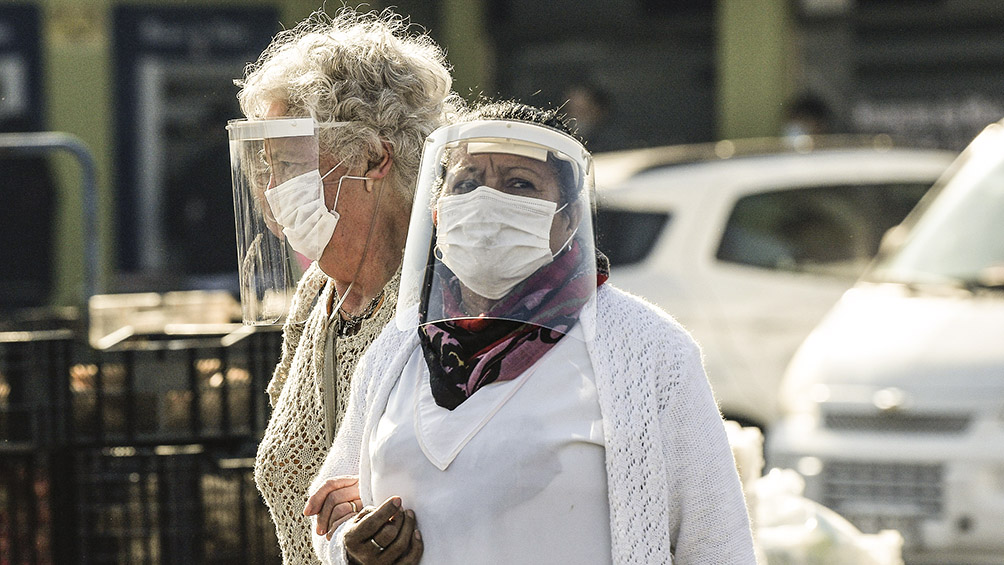 Chile reporta la cifra más alta de contagios en un día, con 4.276 casos nuevos Chile reporta la cifra más alta de contagios en un día, con 4.276 casos nuevos