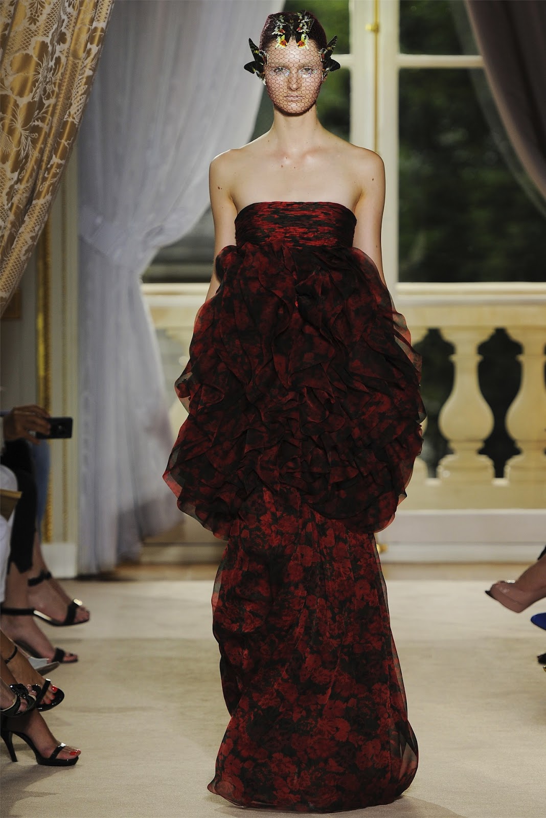 giambattista valli haute couture f/w 12.13 | visual optimism; fashion ...
