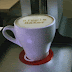 Presentan máquina que pinta sobre la espuma del café