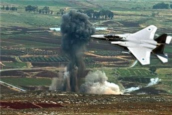 طائرة MK تطلق صاروخ على المجاهدين والعبائه تنقذهم