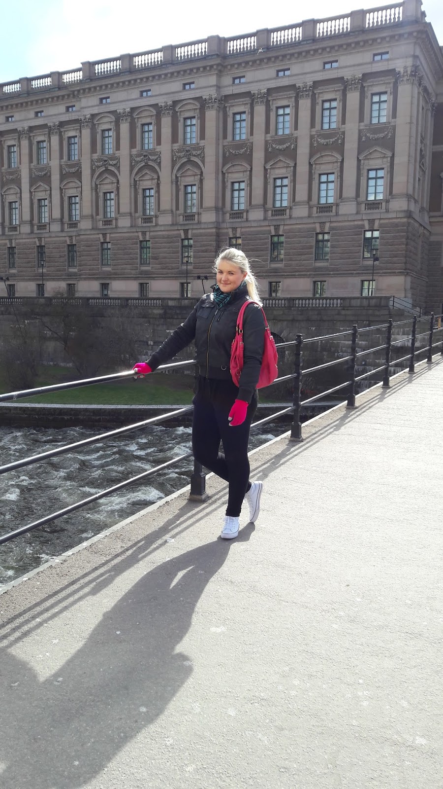 kiva musta tyttö perselähikuva pillua ja persettä kuvia