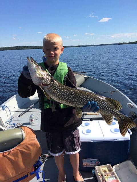 huge giant trophy pike Red Lake Ontario fishing report Nungesser Anglers Kingdom
