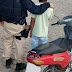 Criança de 11 anos flagrada pilotando moto em rodovia na Bahia