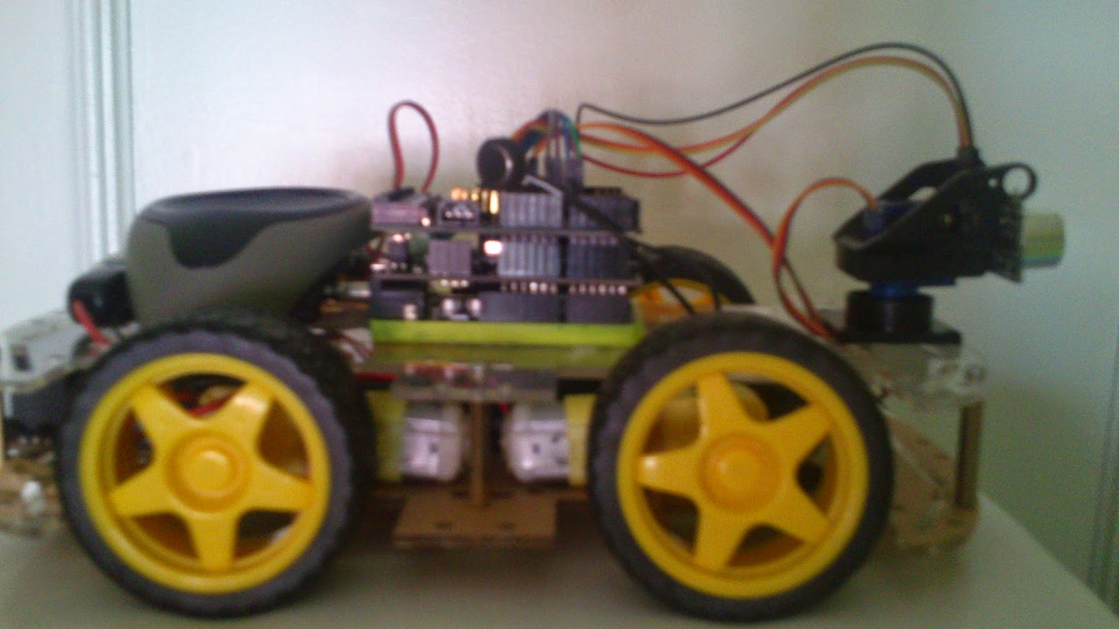 Electronic Systems Design! ®: MicroBot. Project Development.