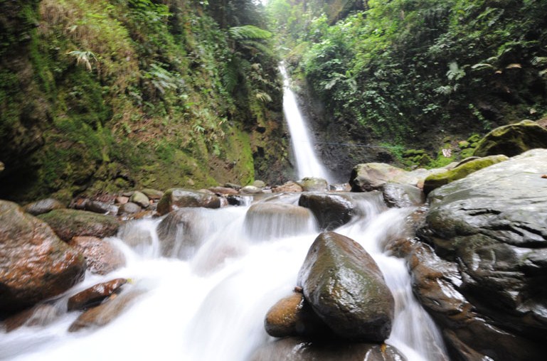 Tempat Wisata Curug Pangeran Gunung Bunder Bogor Wisata