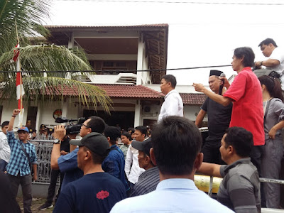Massa Nilai Kecurangan Arinal-Nunik Renggut Kedaulatan Politik Rakyat Lampung